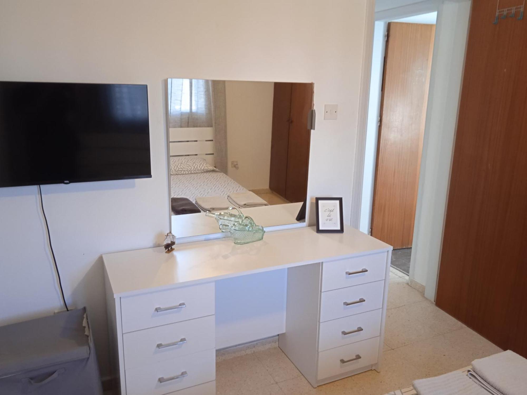 Larnaca, Pervolia 1 Bedroom Seaside Apartment Exteriör bild