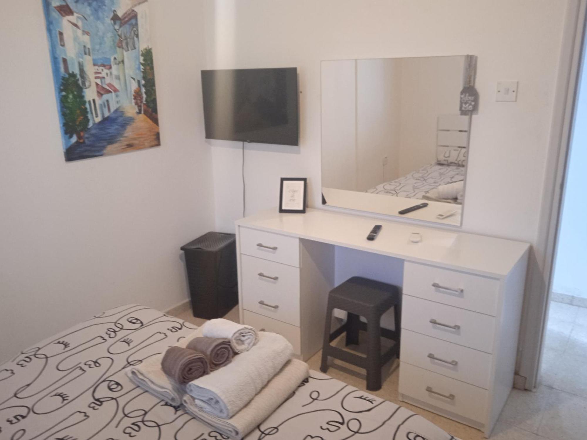 Larnaca, Pervolia 1 Bedroom Seaside Apartment Exteriör bild